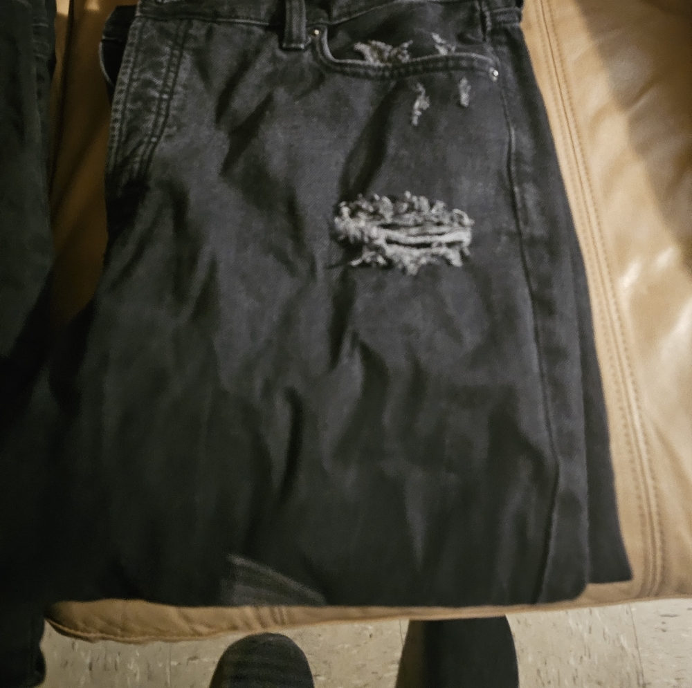 2 pair of size 18 button down Old Navy jeans.